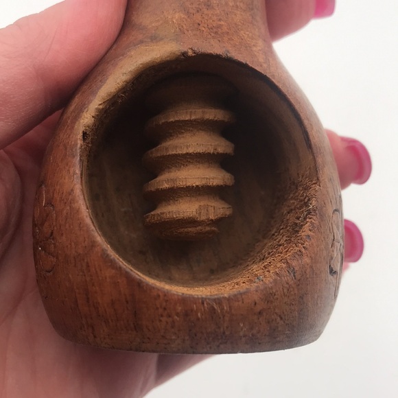 VTG Hand Carved Mushroom Shape Nut Cracker from Italy - Picture 3 of 7